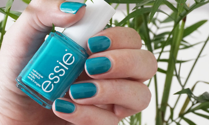 swatch of Essie garden variety