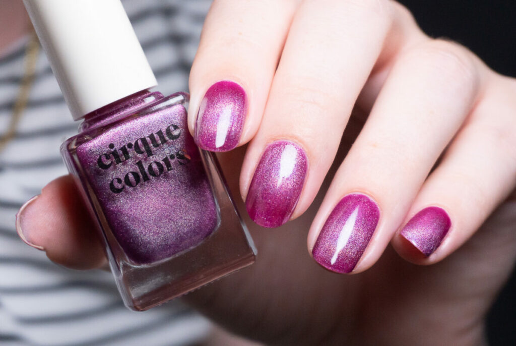 Swatch of Cirque Colors Fizzy lifting drink (Bubbly collection)